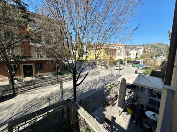 appartamento in vendita a Verona in zona Valdonega