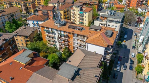 appartamento in vendita a Verona in zona Borgo Roma