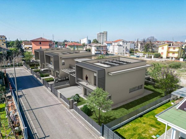 casa indipendente in vendita a Verona in zona Borgo Roma