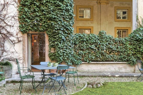 appartamento in vendita a Verona in zona Veronetta