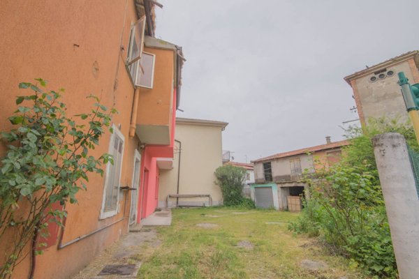 casa indipendente in vendita a Verona