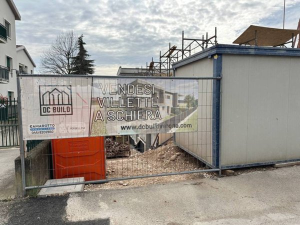 casa indipendente in vendita a Verona in zona Borgo Roma