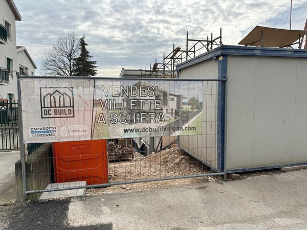 casa indipendente in vendita a Verona in zona Borgo Roma