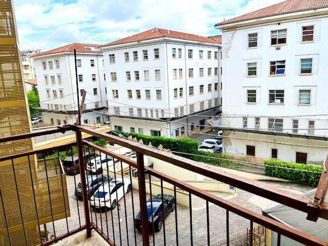 appartamento in vendita a Verona in zona Centro Storico