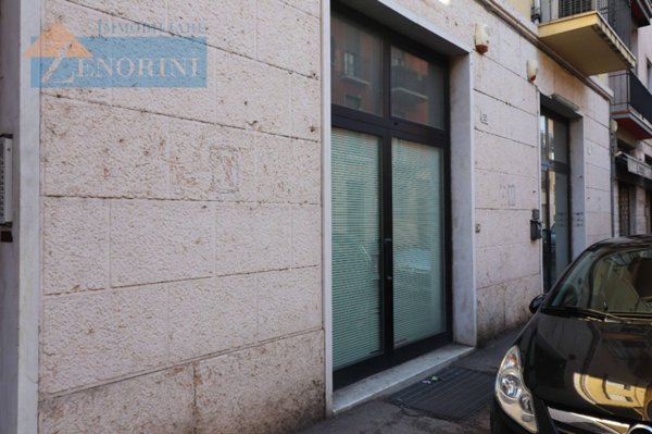 locale commerciale in vendita a Verona in zona Borgo Venezia / Borgo Trieste