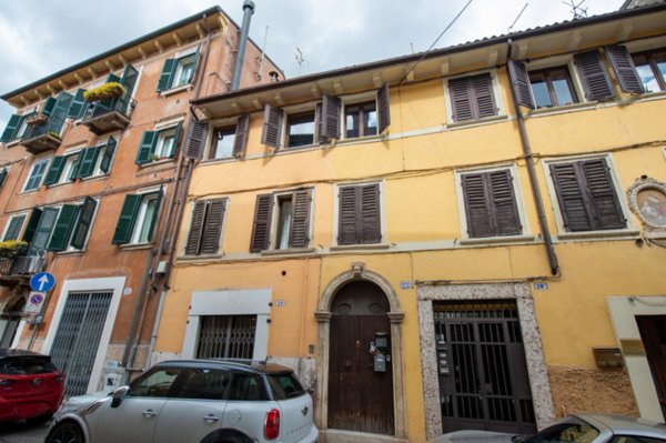 appartamento in vendita a Verona in zona Veronetta