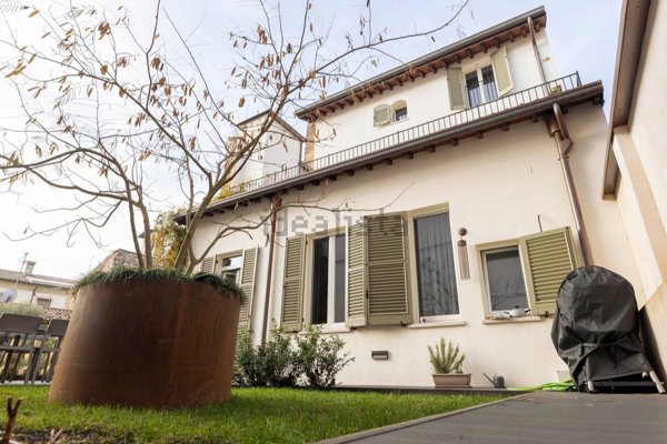 appartamento in vendita a Verona in zona Veronetta