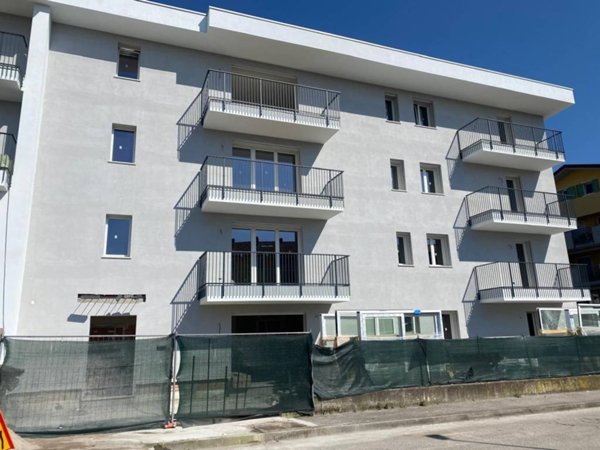 appartamento in vendita a Verona in zona San Massimo all'Adige