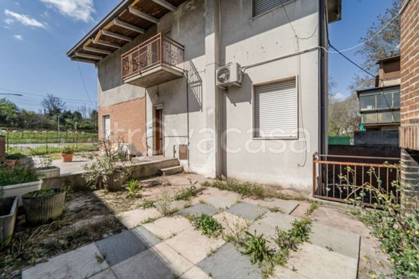 casa indipendente in vendita a Verona