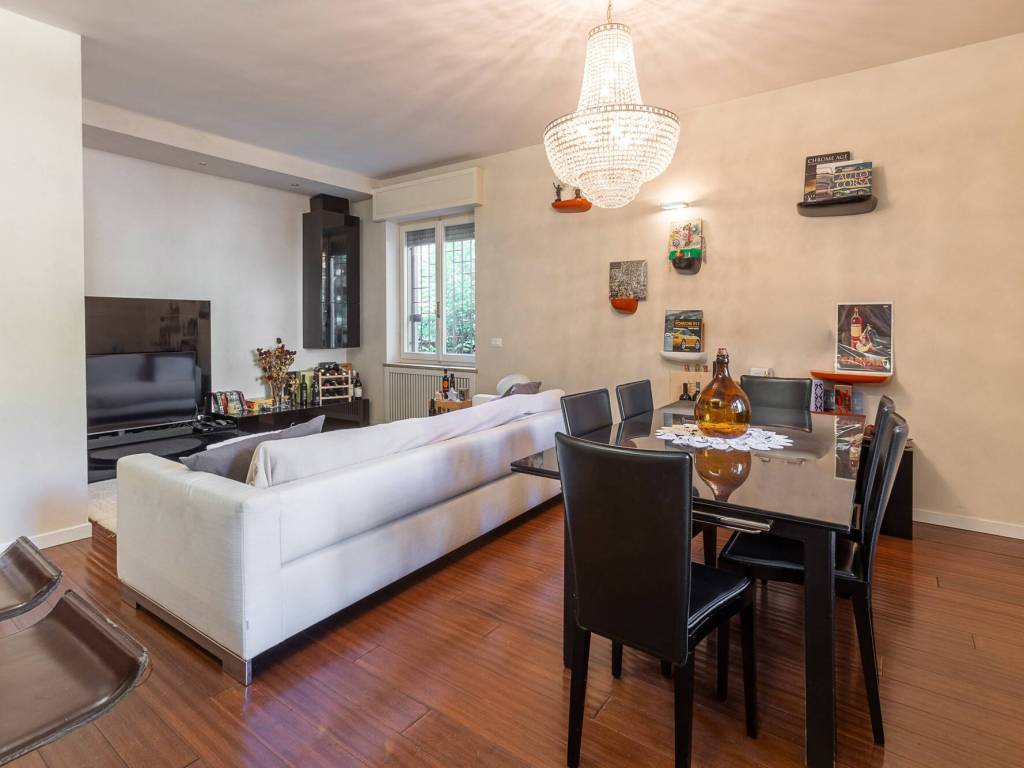 appartamento in vendita a Verona in zona Valdonega