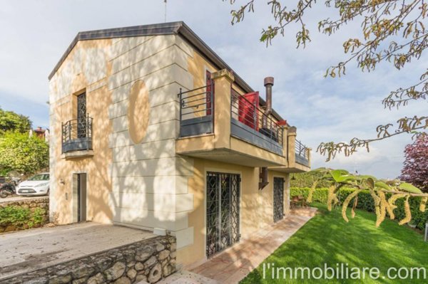 casa indipendente in vendita a Verona in zona Borgo Trento