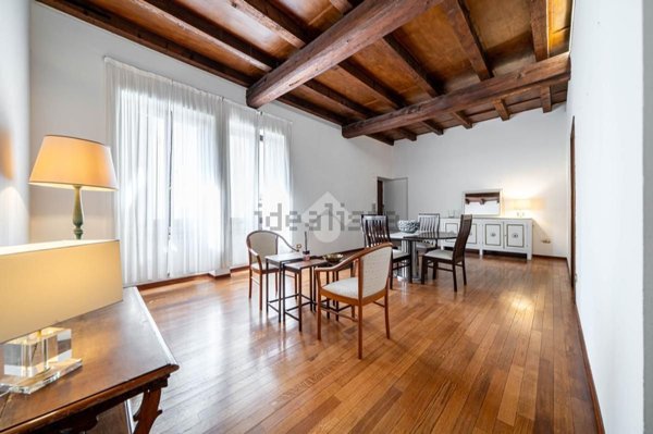 appartamento in vendita a Verona in zona Centro Storico