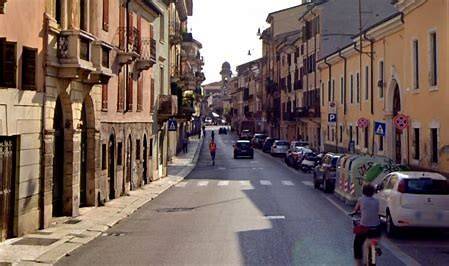trivano in vendita a Verona in zona Veronetta