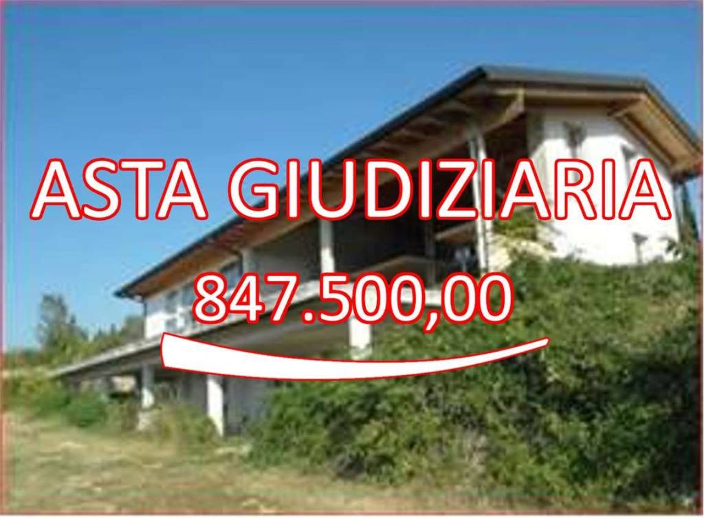 casa indipendente in vendita a Verona