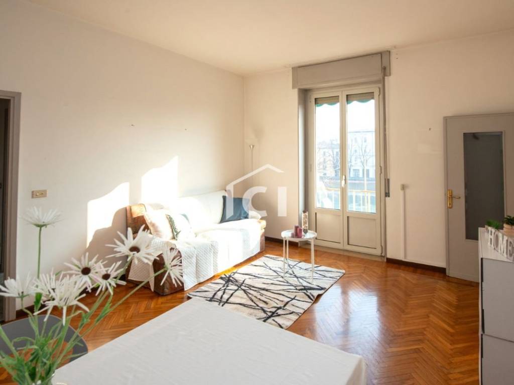 appartamento in vendita a Verona in zona Centro Storico