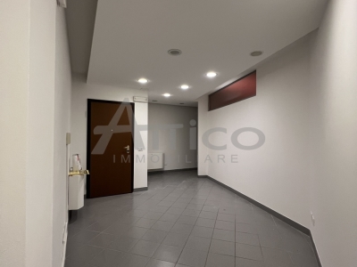 ufficio in vendita a Verona