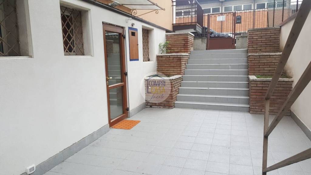 appartamento in vendita a Verona in zona Golosine