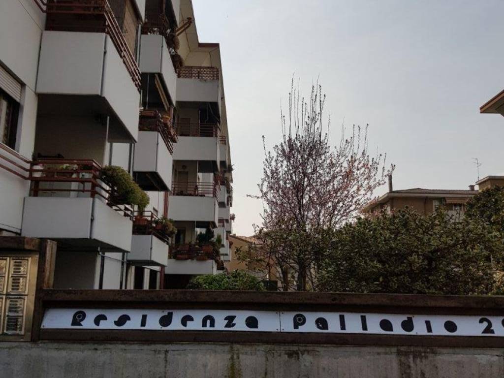appartamento in vendita a Verona in zona Borgo Milano