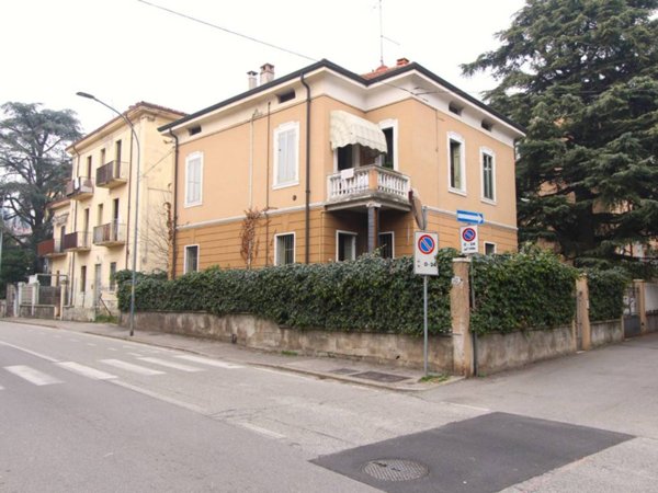appartamento in vendita a Verona in zona Borgo Venezia / Borgo Trieste