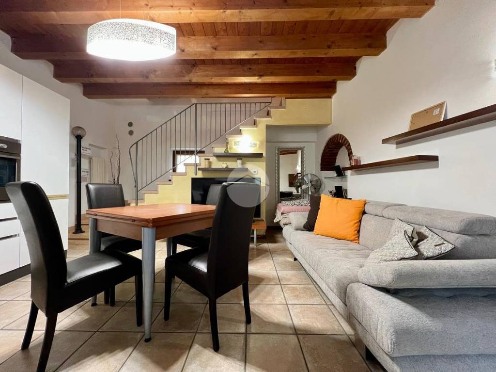 casa indipendente in vendita a Verona in zona San Massimo all'Adige