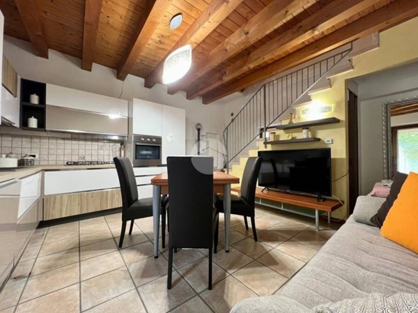 casa indipendente in vendita a Verona in zona San Massimo all'Adige
