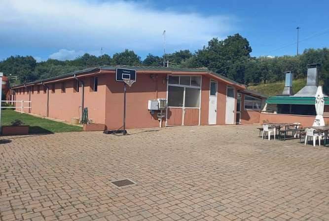 intera palazzina in vendita a Verona in zona Avesa