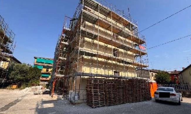 appartamento in vendita a Verona in zona Borgo Roma