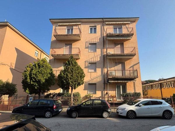 appartamento in vendita a Verona in zona San Michele