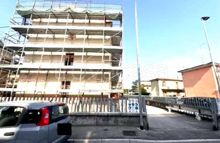 appartamento in vendita a Verona in zona Borgo Roma