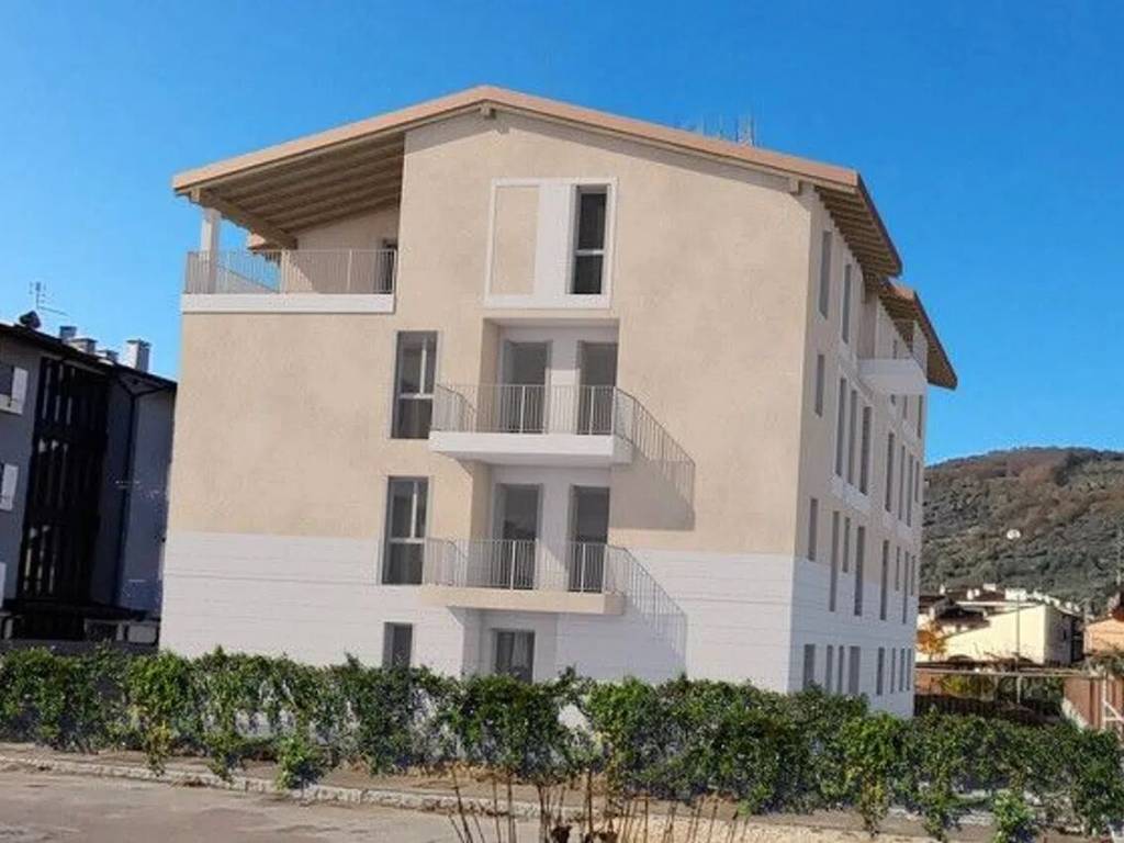 appartamento in vendita a Verona