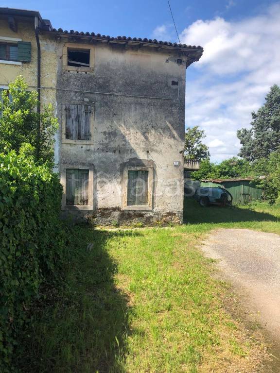 casa indipendente in vendita a Verona