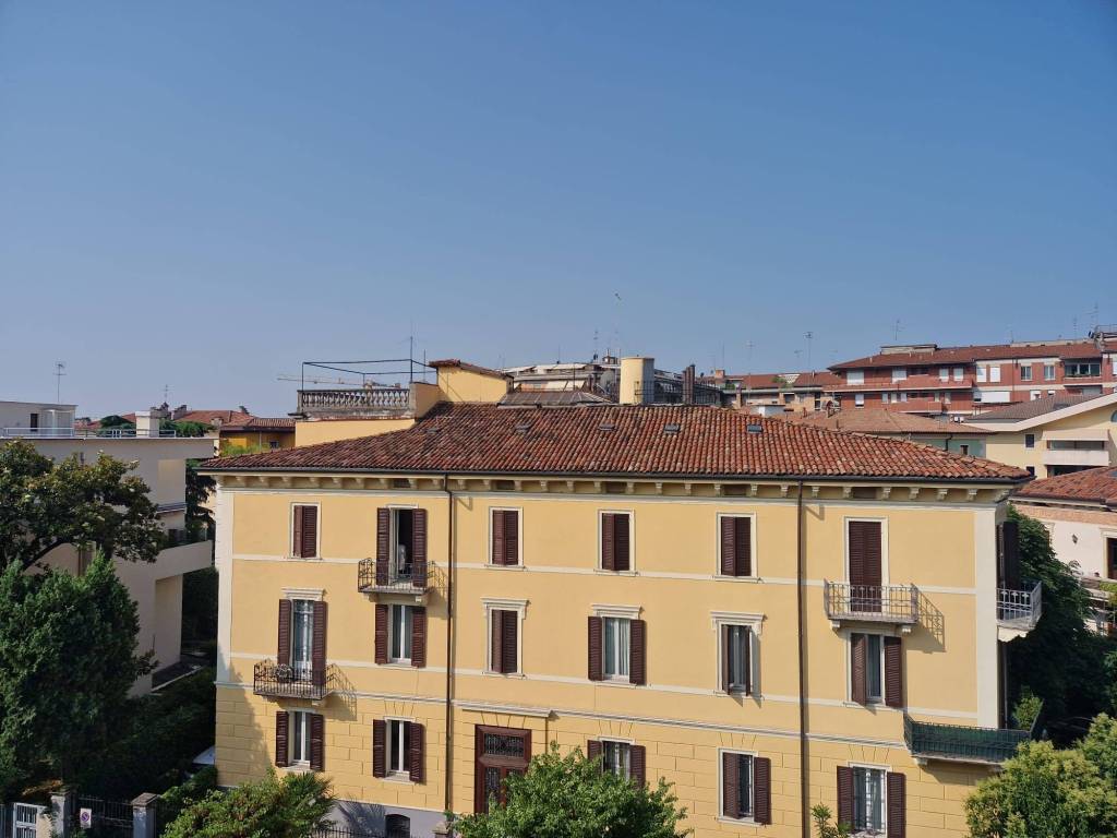 appartamento in vendita a Verona in zona Borgo Trento