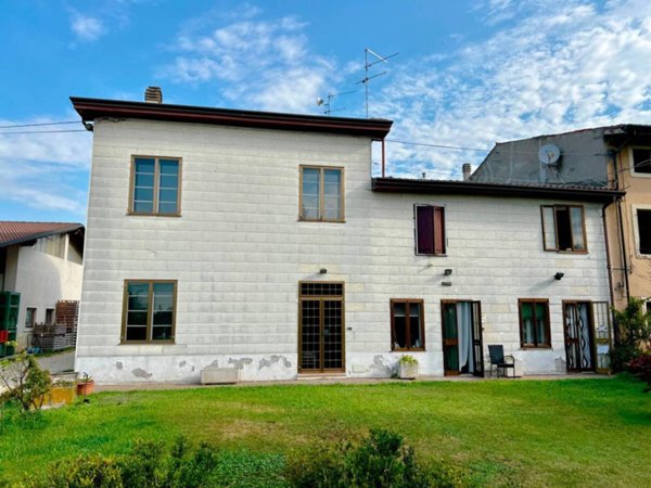 casa indipendente in vendita a Verona in zona San Massimo all'Adige