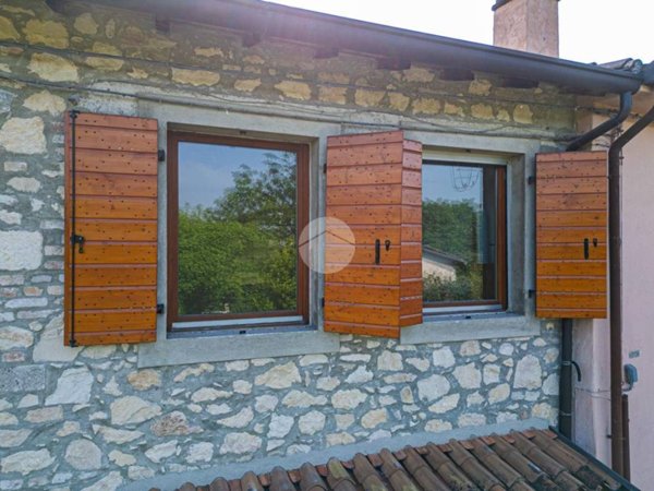 casa indipendente in vendita a Verona in zona San Pancrazio