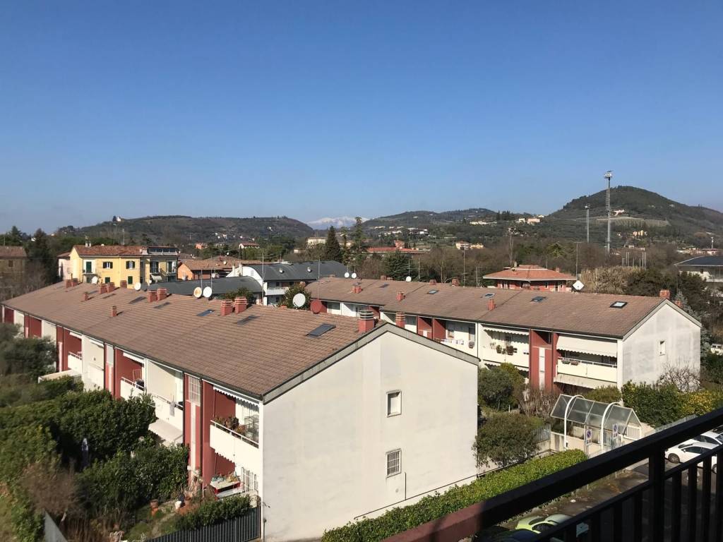 appartamento in vendita a Verona in zona Porto Crencano
