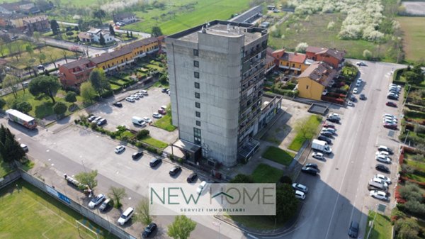 appartamento in vendita a Verona in zona Borgo Roma