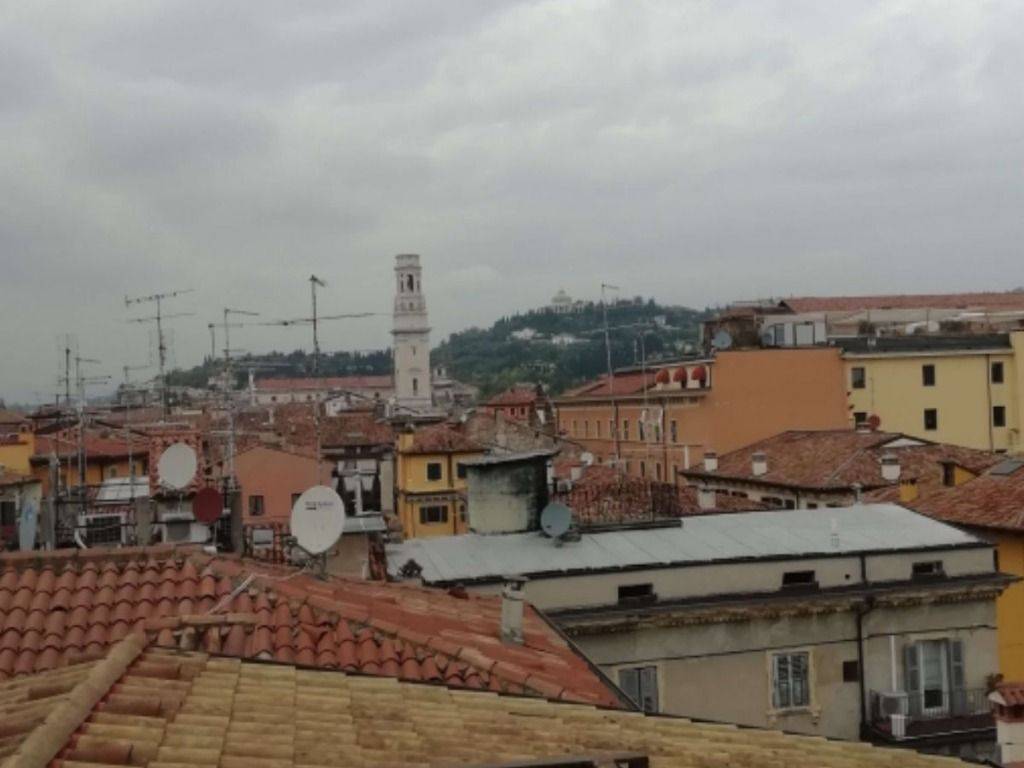 intera palazzina in vendita a Verona