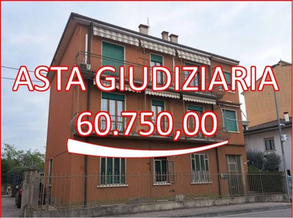 appartamento in vendita a Verona in zona Borgo Roma