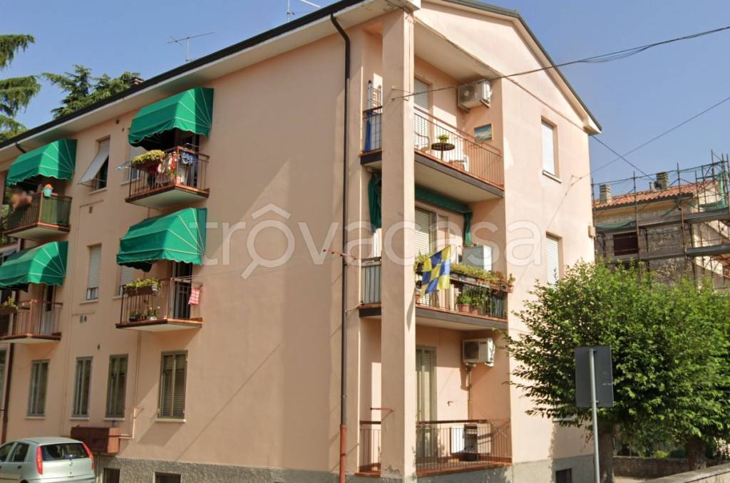 appartamento in vendita a Verona in zona Borgo Roma