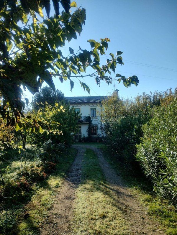 casa indipendente in vendita a Verona in zona Cadidavid