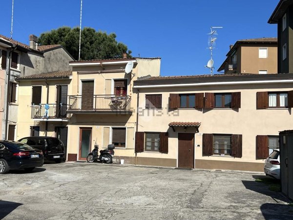 quadrivano in vendita a Verona in zona San Michele Extra