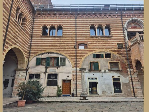 appartamento in vendita a Verona