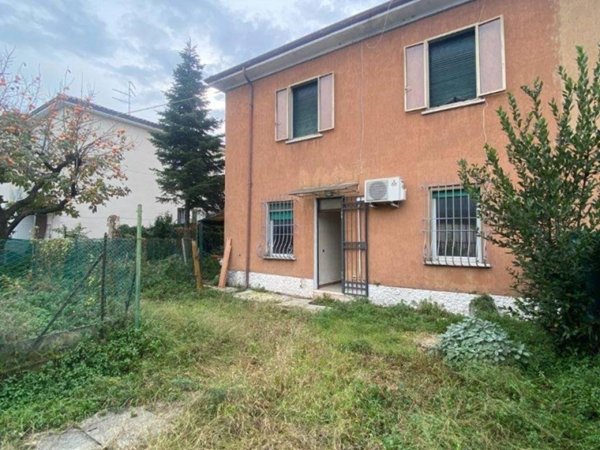 casa indipendente in vendita a Verona in zona Centro Storico