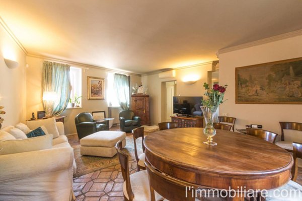 casa indipendente in vendita a Verona in zona Parona di Valpolicella