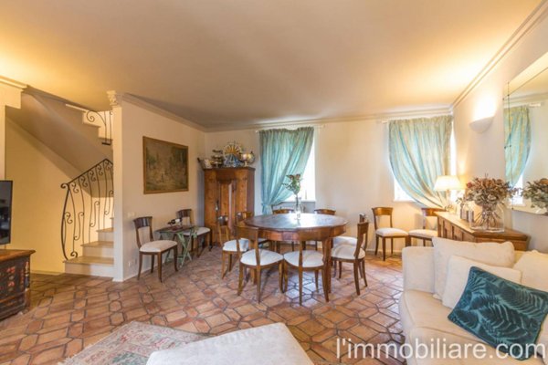 casa indipendente in vendita a Verona in zona Parona di Valpolicella