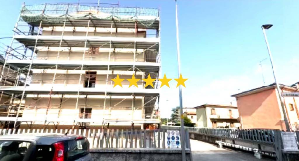 appartamento in vendita a Verona in zona Borgo Roma