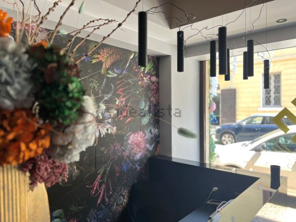 negozio in vendita a Verona in zona Centro Storico