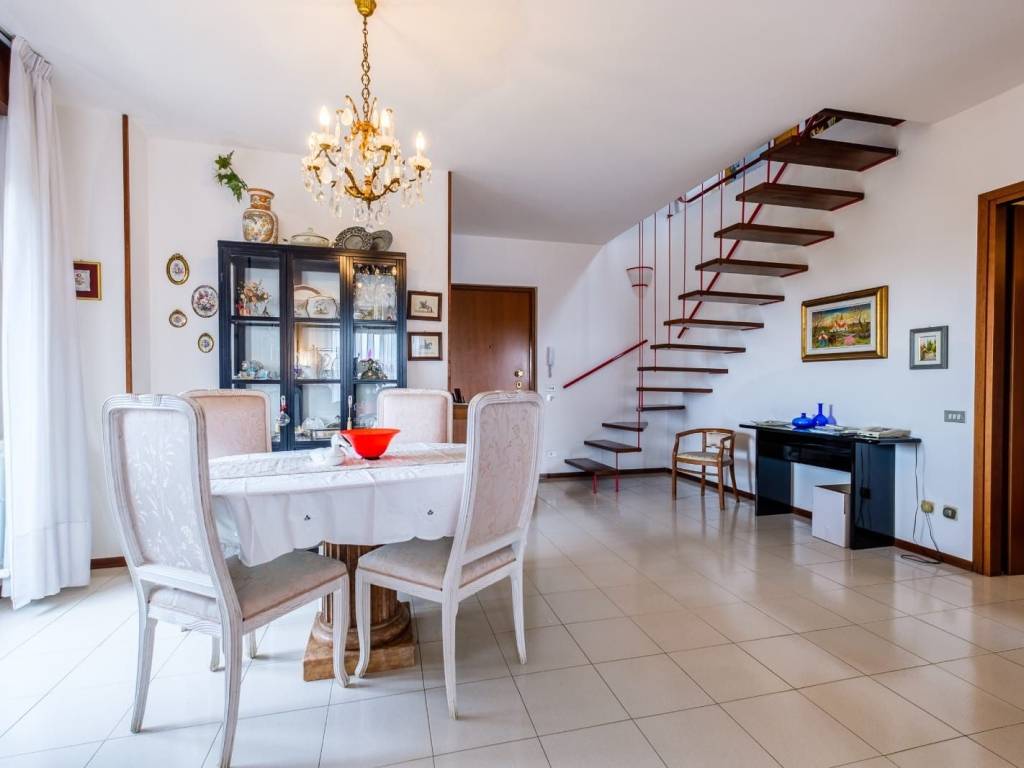 appartamento in vendita a Verona in zona Borgo Milano