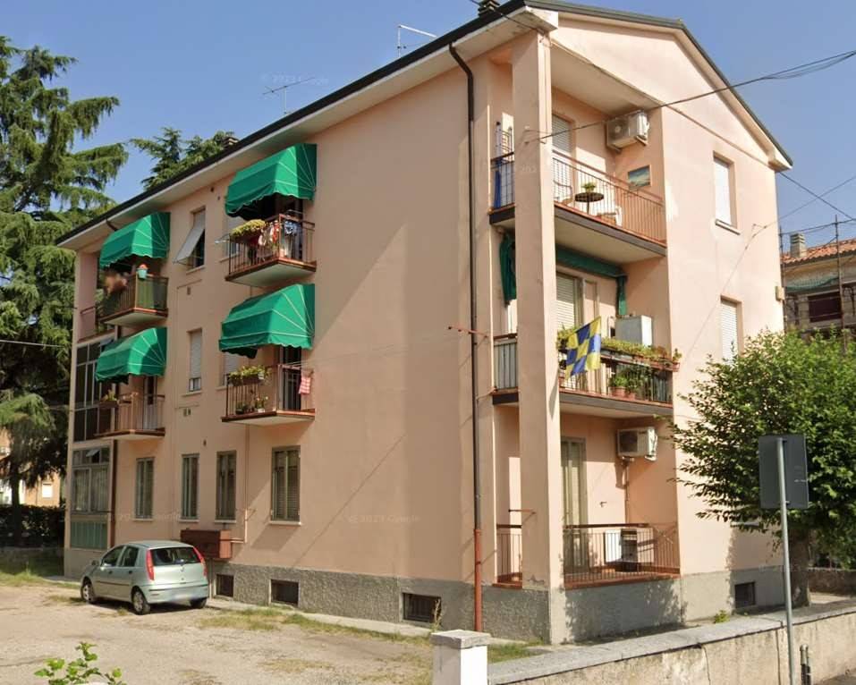 appartamento in vendita a Verona in zona Cadidavid