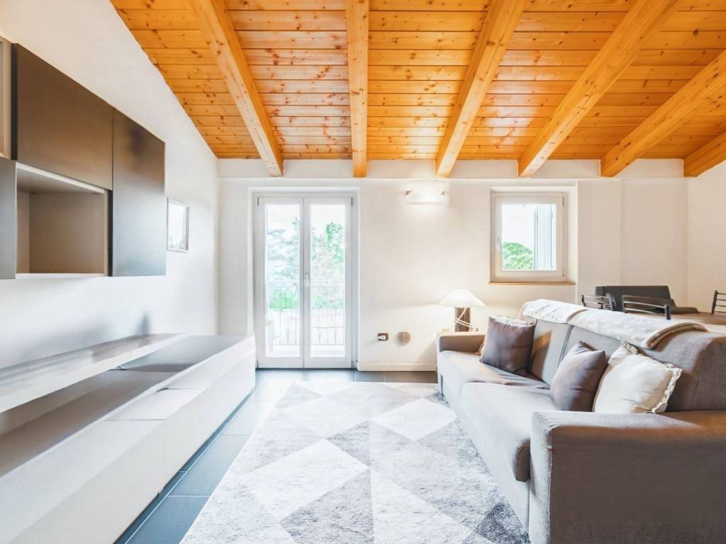 appartamento in vendita a Verona in zona Borgo Roma